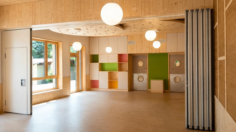 Atelier de menuiserie, vue intérieure